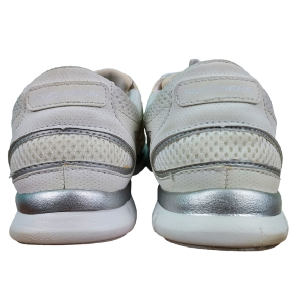 Skechers Gratis Air-Cooled memory foam shoes, women's size 9, white - Picture 4 of 7